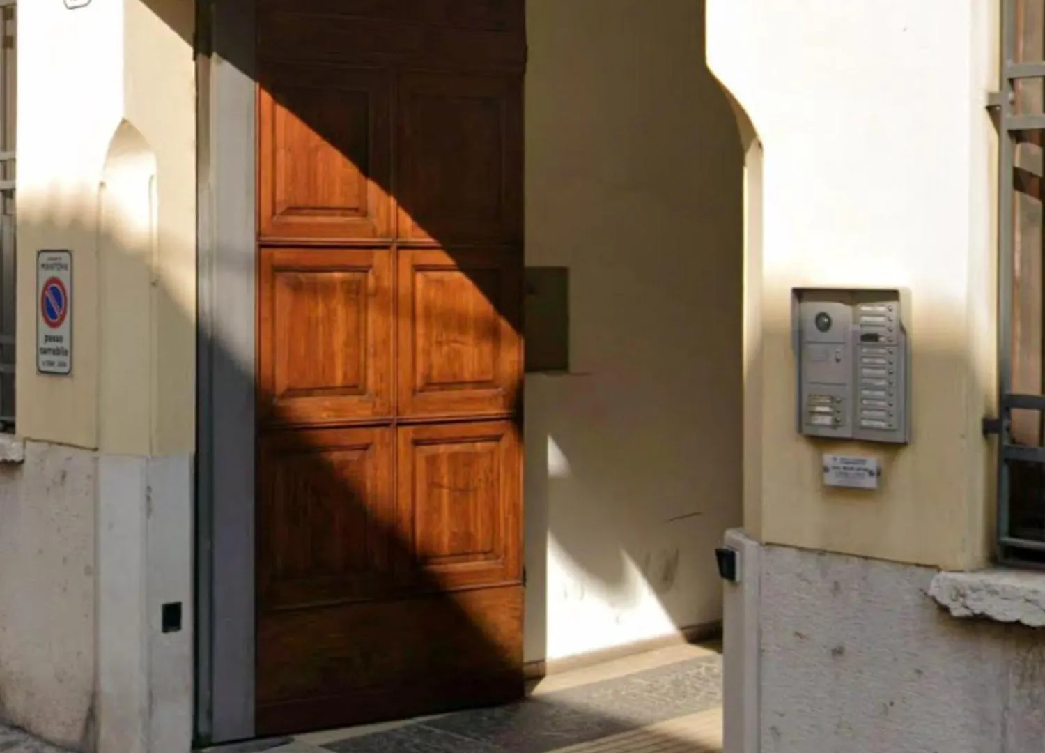 Spazio 28 - Free Private Parking 曼托瓦 公寓
